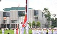 Treo cờ rủ Quốc tang Chủ tịch nước Trần Đại Quang