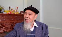 Ông nội &apos;người hùng&apos; Nguyễn Ngọc Mạnh không giấu nổi niềm xúc động và tự hào