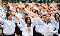 Màn đồng diễn của gần 700 đại biểu dự Đại hội đại biểu toàn quốc Hội Sinh viên Việt Nam lần thứ XI