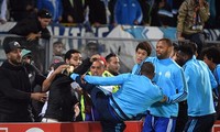 BẢN TIN Thể thao: Marseille sa thải cựu sao M.U sau cú kungfu