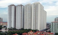 Trên địa bàn phường Hoàng Liệt có 72 toà chung cư cao tầng xây sát sát nhau nhưng hầu hết chủ đầu tư chỉ chăm xây nhà để bán mà quên xây trường