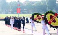 Lãnh đạo Đảng, Nhà nước viếng Chủ tịch Hồ Chí Minh nhân dịp Quốc khánh