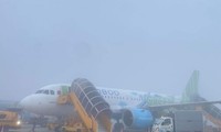 Mây mù liên tục &apos;bủa vây&apos; sân bay Nội Bài 