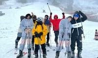 Người Việt đổ đi trượt tuyết, &apos;săn mây&apos; dịp Tết Dương lịch 