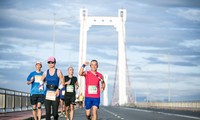 Mở cửa du lịch, hàng ngàn người tham gia giải marathon quốc tế Đà Nẵng