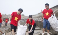 Tuổi trẻ Bắc Giang sửa nhà thanh niên xung phong ở đảo Bạch Long Vĩ
