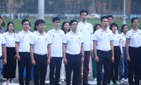 Lễ báo công xúc động của các Gương mặt trẻ Việt Nam tiêu biểu 2023 tại Lăng Bác