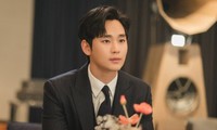 Kim Soo Hyun lại đăng ảnh hậu trường Queen of Tears, có phải hành động đặc biệt?