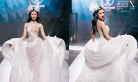 Không còn bị trang phục làm khó nhưng Hoa hậu Ý Nhi vẫn gặp sự cố khi catwalk 