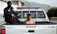 Cảnh sát bắt một tên xã hội đen ở El Salvador