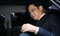 Phó Chủ tịch Tập đoàn Samsung, ông Jay Y.Lee, vừa chính thức bị bắt giữ.