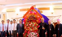 Phó Thủ tướng Trần Lưu Quang chúc mừng Giáng sinh tại Đồng Nai