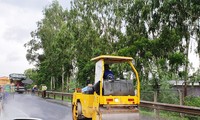 Việc thi công sửa chữa đường Hà Nội - Thái Nguyên gặp sự cố trời mưa bất ngờ