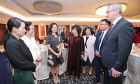 Thống đốc tỉnh Kaluga (Liên bang Nga) mời các doanh nhân Việt sang đầu tư