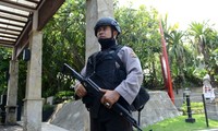 Indonesia nâng cao cảnh sát sau thông tin IS sử dụng chất độc cyanide tấn công khủng bố. 