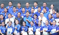 Thắt chặt tình đoàn kết, hữu nghị đặc biệt giữa thanh niên TPHCM và các địa phương Lào