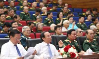 Lãnh đạo TPHCM gặp gỡ tướng lĩnh quân đội cấp cao nghỉ hưu