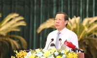 Chủ tịch TPHCM Phan Văn Mãi: Kinh tế chạm đáy, kéo lên rất vất vả