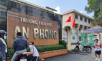 Trường Tiểu học An Phong, quận 8 TPHCM gây hiểu lầm phụ huynh khi có bộ SGK lớp 1 với giá 800 ngàn đồng