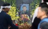 6h ngày 22/7, gia đình tổ chức lễ khâm liệm, lễ viếng ông Trần Bắc Hà tại nhà tang lễ bệnh viện Bạch Mai. 