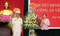 Đại tá Nguyễn Văn Trung trong buổi nhận quyết định bổ nhiệm làm Cục trưởng CSGT.