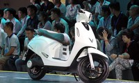 Cận cảnh xe máy điện thông minh VinFast Evo200 vừa ra mắt