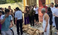 Người con gái trực tiếp đổ xăng đốt nhà mẹ ở Hưng Yên đã tử vong 