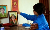 Tuổi trẻ Hải Dương phục dựng ảnh liệt sĩ tặng mẹ Việt Nam anh hùng