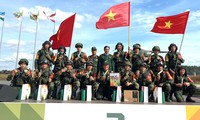 Đội tuyển Công binh Việt Nam bảo vệ thành công huy chương Đồng cuộc thi Kíp xe công binh “Lộ trình an toàn” tại Army Games 2020. Ảnh: QĐND