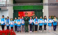 Tuổi trẻ Quân đội lan tỏa hình ảnh Bộ đội Cụ Hồ tới các em học sinh