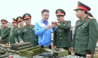 Bí thư T.Ư Đoàn Nguyễn Tường Lâm dự khởi động Tháng Thanh niên 2023 tại Trung đoàn Thủ đô