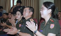 Bổ trợ kỹ năng cho cán bộ Thanh niên và Công đoàn Quân đội nhân dân Lào