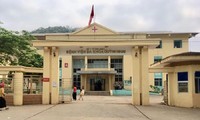Bệnh viện Đa khoa Quỳnh Nhai, nơi xảy ra vụ việc.