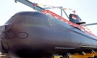 Tàu ngầm chiến lược lớp Borei Vladimir Monomakh của Nga. Ảnh: Business Insider.