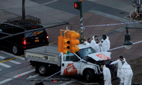 Hiện trường vụ đâm xe ở New York. Ảnh: Reuters.
