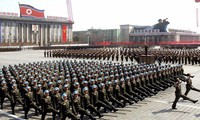 Lễ duyệt binh của lực lượng vũ trang Triều Tiên. Business Insider/TTXVN.