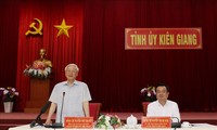Tổng Bí thư, Chủ tịch nước Nguyễn Phú Trọng phát biểu kết luận buổi làm việc với lãnh đạo và cán bộ chủ chốt tỉnh Kiên Giang. Ảnh: Trí Dũng/TTXVN.