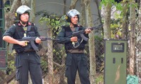 Cận cảnh hơn 300 chiến sĩ vây rừng, truy bắt nghi can bắn chết 5 người