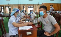 Đắk Nông triển khai tiêm vaccine phòng COVID-19 cho toàn dân. Ảnh: Nguyên Dung/TTXVN