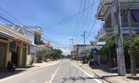 ‘Bão sốt đất’ đã tạm tan ở Vân Phong
