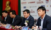 HLV Nguyễn Hữu Thắng đã từ chức sau SEA Games 29 nhưng vẫn chưa được yên.