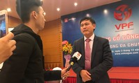  Việc một doanh nhân như ông Trần Anh Tú ngồi ghế Chủ tịch HĐQT được chờ đợi sẽ giúp VPF kiếm thêm tiền để đảm bảo tổ chức tốt các giải bóng đá chuyên nghiệp Việt Nam.