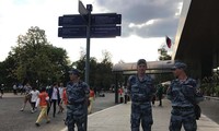 Cảnh sát Nga bảo vệ an ninh ở thủ đô Moscow.