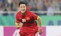 Huy Hùng là tiền vệ có khả năng đánh chặn tốt ở đội tuyển Việt Nam.