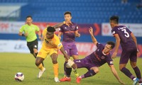 HLV Phan Thanh Hùng có chiến thắng đầu tay với Becamex Bình Dương ở LS V-League 2021.