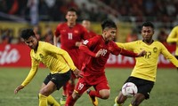 Đội tuyển Việt Nam trở thành đội giữ cúp vô địch AFF Cup lâu nhất do nhiều lần hoãn vì dịch COVID-19.