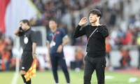 HLV Shin Tae-yong đã có những điều chỉnh về nhân sự giúp Indonesia chơi tốt trước đội tuyển Việt Nam trên sân Bung Karno. (ảnh Hữu Phạm)