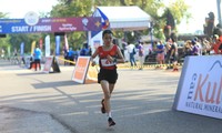 "Bé hạt tiêu" Lê Thị Tuyết giành HCB cự li khó marathon lần đầu tiên dự SEA Games (ảnh Trọng Hiếu)