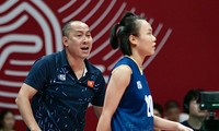 HLV Nguyễn Tuấn Kiệt cho biết đội tuyển bóng chuyền nữ đã nỗ lực nhưng Nhật Bản là đối thủ mạnh (ảnh Linh Hoàng)
