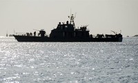 Iran điều tàu chiến tới Oman giữa lúc căng thẳng